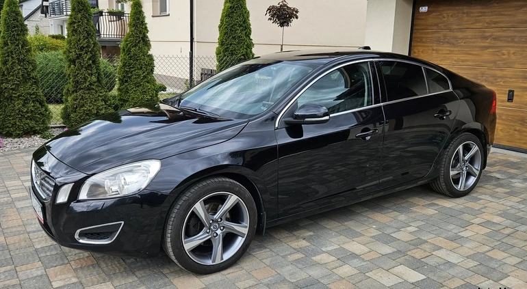 Volvo S60 cena 39999 przebieg: 205000, rok produkcji 2011 z Legnica małe 277